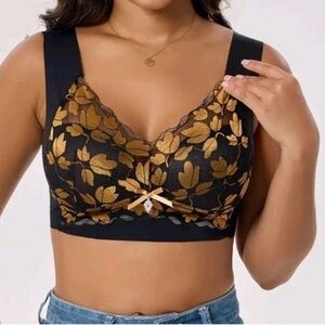 Senobra Lift & Flex Wireless Pullover Black and Gold Floral Lace Bralette - NWT